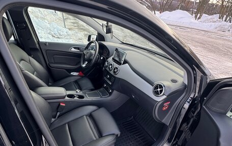 Mercedes-Benz B-Класс, 2018 год, 1 980 000 рублей, 10 фотография