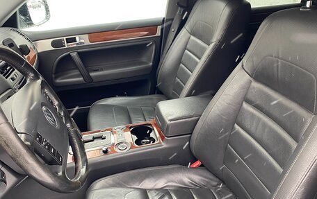 Volkswagen Touareg III, 2007 год, 1 300 000 рублей, 17 фотография