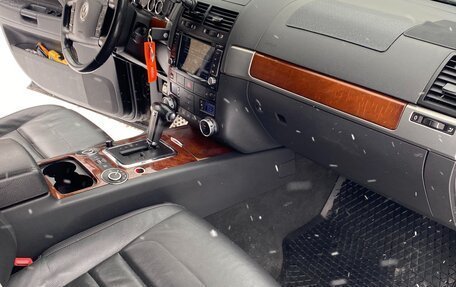 Volkswagen Touareg III, 2007 год, 1 300 000 рублей, 18 фотография