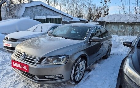 Volkswagen Passat B7, 2013 год, 1 700 000 рублей, 2 фотография