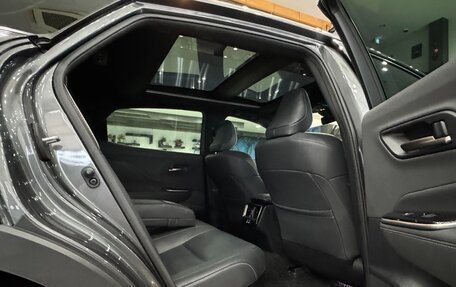 Toyota Crown, 2024 год, 6 750 000 рублей, 8 фотография