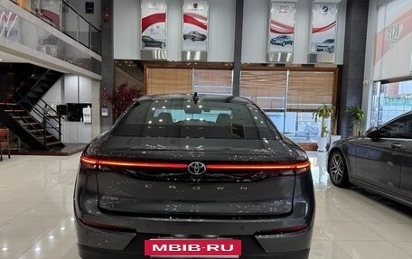 Toyota Crown, 2024 год, 6 750 000 рублей, 4 фотография