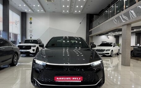 Toyota Crown, 2024 год, 6 750 000 рублей, 2 фотография