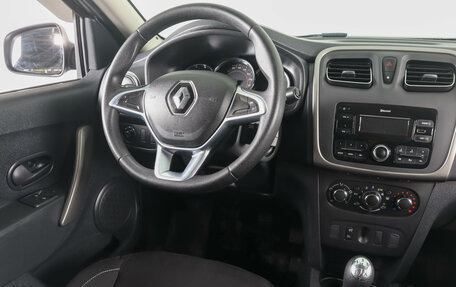 Renault Sandero II рестайлинг, 2019 год, 1 099 000 рублей, 12 фотография