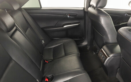 Toyota Camry, 2016 год, 1 869 000 рублей, 10 фотография