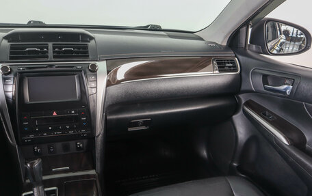 Toyota Camry, 2016 год, 1 869 000 рублей, 14 фотография