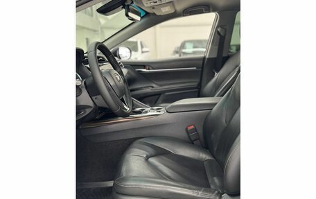 Toyota Camry, 2019 год, 2 599 000 рублей, 17 фотография