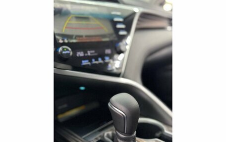 Toyota Camry, 2019 год, 2 599 000 рублей, 15 фотография