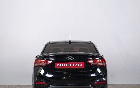 Hyundai Solaris II рестайлинг, 2017 год, 1 349 000 рублей, 5 фотография