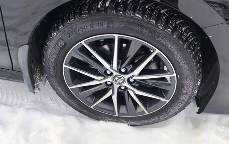 Toyota Camry, 2021 год, 2 350 000 рублей, 11 фотография