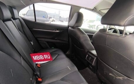 Toyota Camry, 2021 год, 2 350 000 рублей, 17 фотография