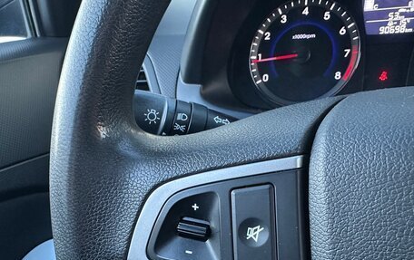 Hyundai Solaris II рестайлинг, 2016 год, 1 090 000 рублей, 22 фотография