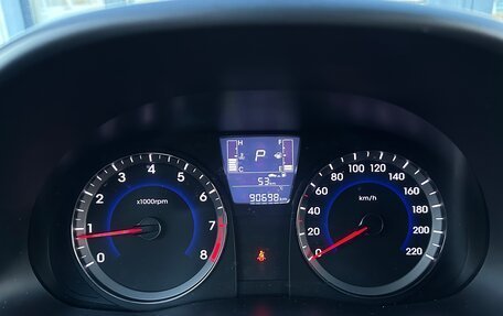 Hyundai Solaris II рестайлинг, 2016 год, 1 090 000 рублей, 21 фотография