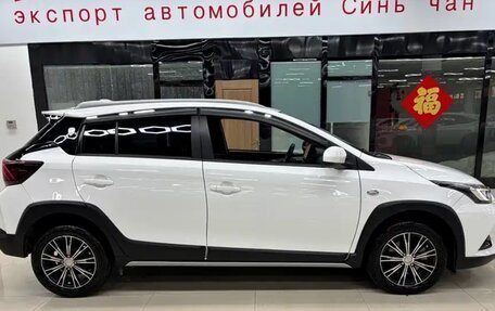 Toyota Yaris XP150 рестайлинг, 2021 год, 1 200 000 рублей, 4 фотография