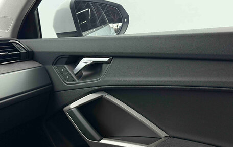 Audi Q3, 2021 год, 2 490 000 рублей, 8 фотография