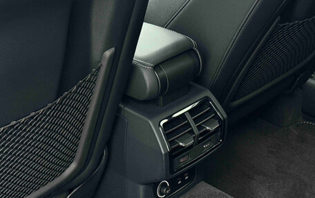 Audi Q3, 2021 год, 2 490 000 рублей, 18 фотография