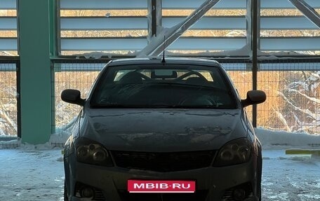 Opel Tigra, 2004 год, 699 900 рублей, 1 фотография