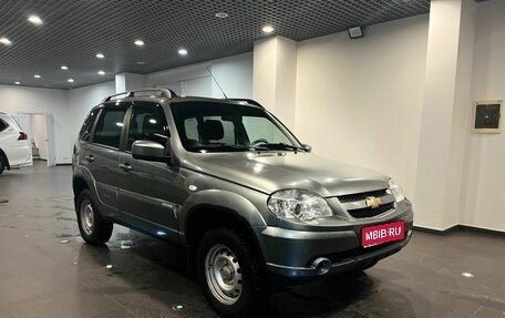 Chevrolet Niva I рестайлинг, 2015 год, 560 000 рублей, 1 фотография