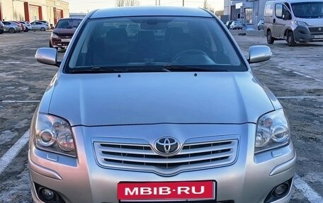 Toyota Avensis III рестайлинг, 2006 год, 1 050 000 рублей, 1 фотография