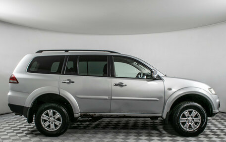 Mitsubishi Pajero Sport II рестайлинг, 2014 год, 1 410 000 рублей, 4 фотография