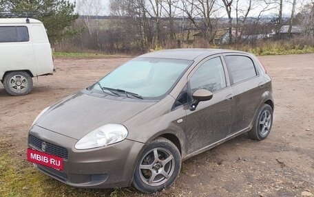 Fiat Punto III Punto Evo рестайлинг, 2008 год, 240 000 рублей, 5 фотография
