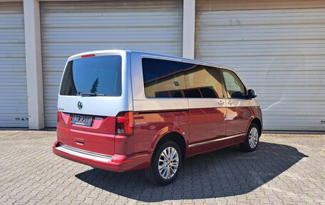 Volkswagen Multivan T6 рестайлинг, 2022 год, 4 990 000 рублей, 4 фотография