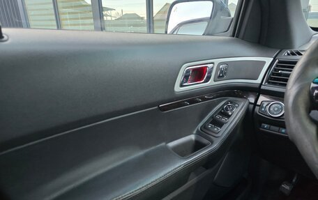 Ford Explorer VI, 2013 год, 2 100 000 рублей, 24 фотография