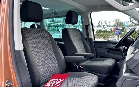 Volkswagen Multivan T6 рестайлинг, 2022 год, 4 940 000 рублей, 8 фотография