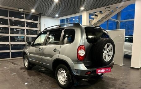 Chevrolet Niva I рестайлинг, 2015 год, 560 000 рублей, 5 фотография