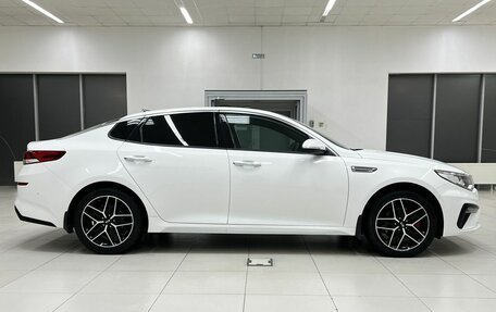 KIA Optima IV, 2018 год, 2 350 000 рублей, 6 фотография