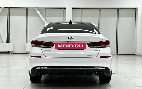 KIA Optima IV, 2018 год, 2 350 000 рублей, 8 фотография
