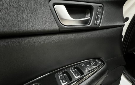 KIA Optima IV, 2018 год, 2 350 000 рублей, 30 фотография