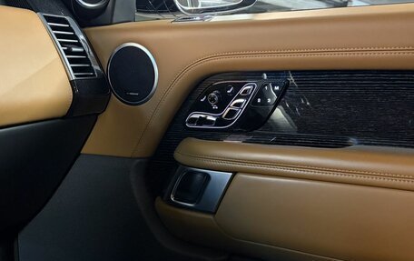 Land Rover Range Rover IV рестайлинг, 2021 год, 10 000 000 рублей, 22 фотография