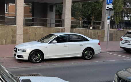 Audi A4, 2015 год, 2 600 000 рублей, 1 фотография