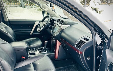 Toyota Land Cruiser Prado 150 рестайлинг 2, 2016 год, 3 950 000 рублей, 10 фотография