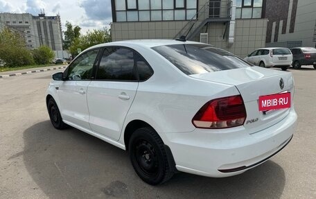 Volkswagen Polo VI (EU Market), 2017 год, 850 000 рублей, 2 фотография