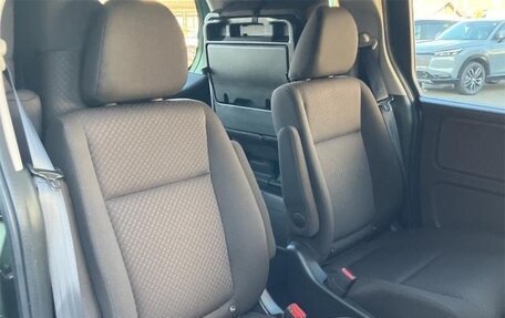 Honda Freed II, 2022 год, 1 450 000 рублей, 8 фотография