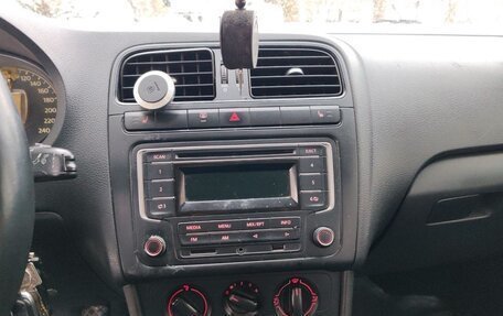 Volkswagen Polo VI (EU Market), 2014 год, 450 000 рублей, 15 фотография