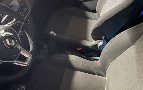 Renault Sandero II рестайлинг, 2019 год, 470 000 рублей, 21 фотография