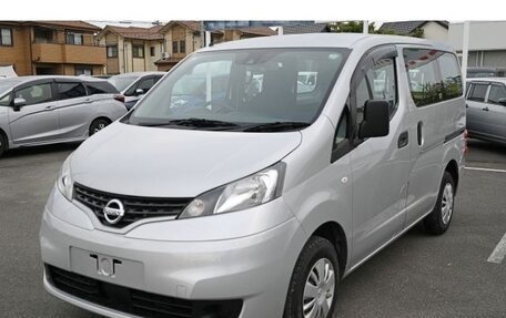 Nissan NV200, 2021 год, 1 300 000 рублей, 3 фотография