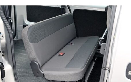 Nissan NV200, 2021 год, 1 300 000 рублей, 13 фотография