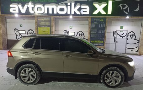 Volkswagen Tiguan II, 2021 год, 3 820 000 рублей, 14 фотография