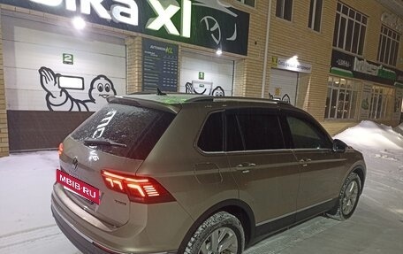 Volkswagen Tiguan II, 2021 год, 3 820 000 рублей, 15 фотография