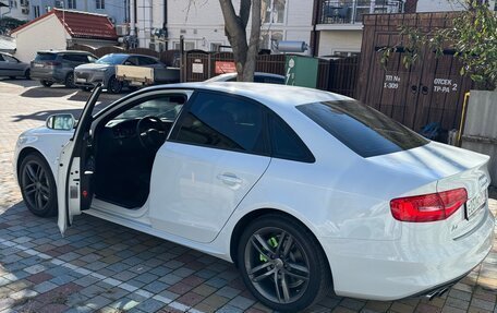 Audi A4, 2015 год, 2 600 000 рублей, 4 фотография