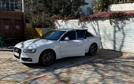 Audi A4, 2015 год, 2 600 000 рублей, 6 фотография