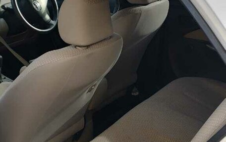 Toyota Belta, 2005 год, 590 000 рублей, 2 фотография