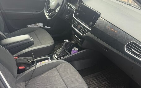 Volkswagen Polo VI (EU Market), 2022 год, 2 100 000 рублей, 2 фотография