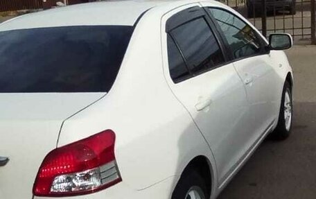 Toyota Belta, 2005 год, 590 000 рублей, 9 фотография