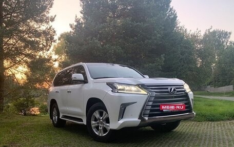 Lexus LX III, 2016 год, 6 350 000 рублей, 7 фотография
