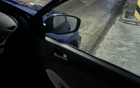 Hyundai Solaris II рестайлинг, 2013 год, 720 000 рублей, 10 фотография